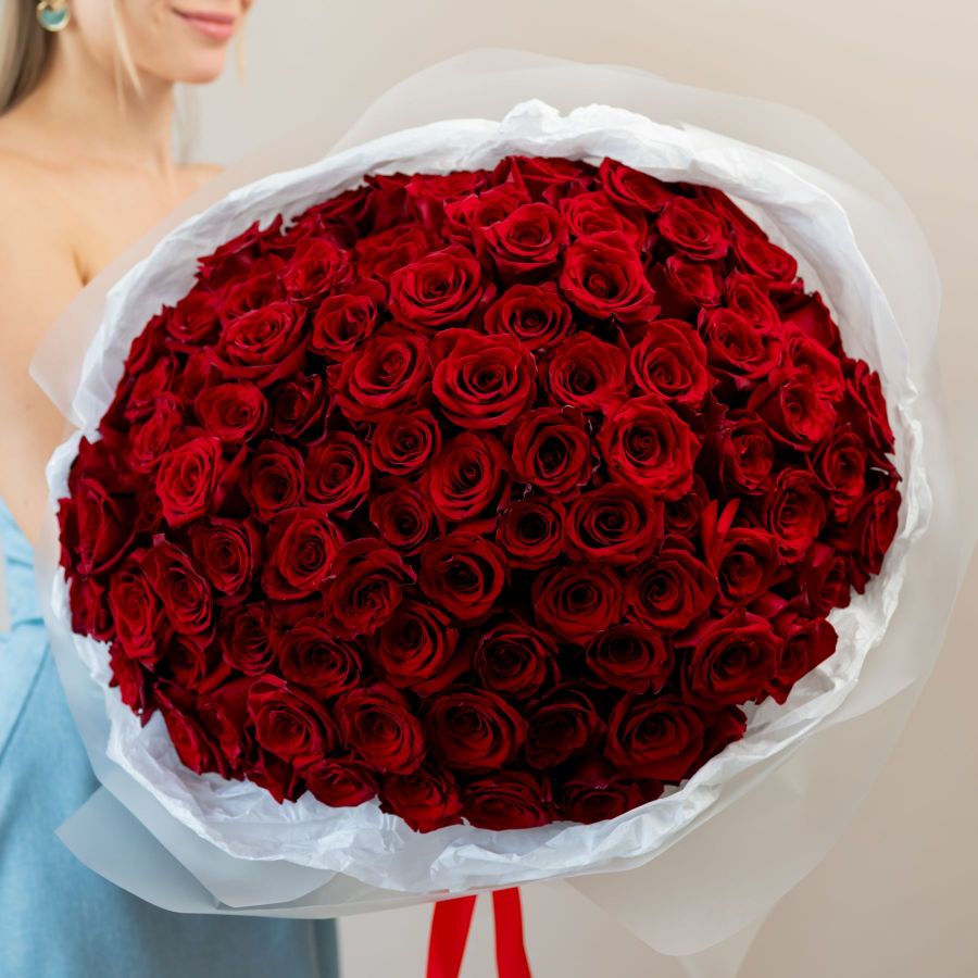 Красная роза 101шт в упаковке (60см)