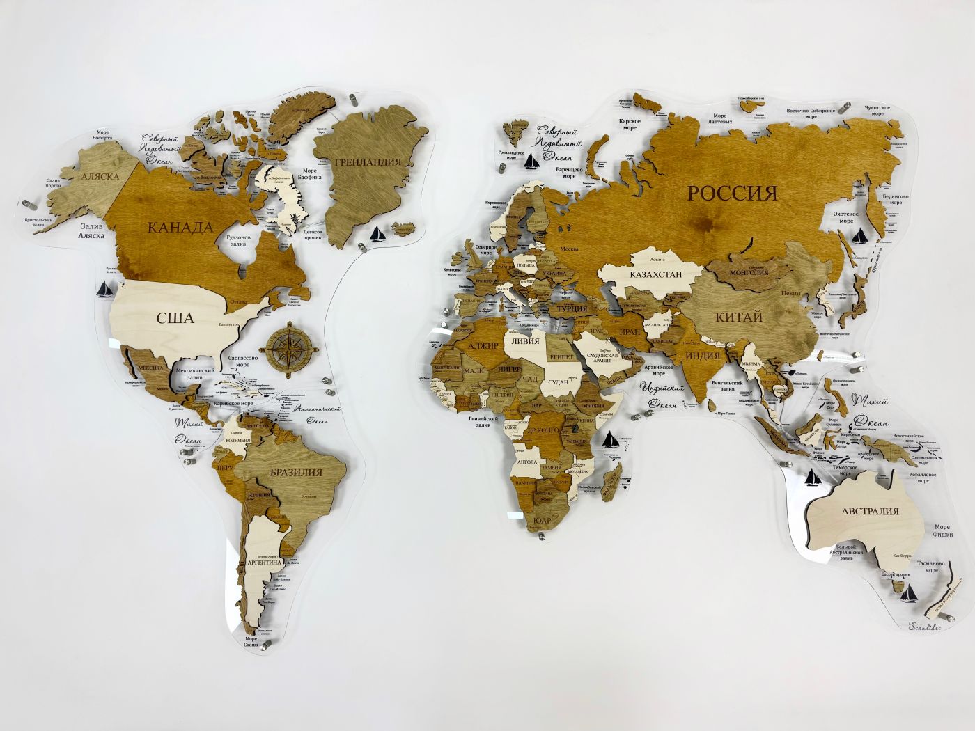 Цвет "Ванкувер", Многоуровневая карта мира из дерева