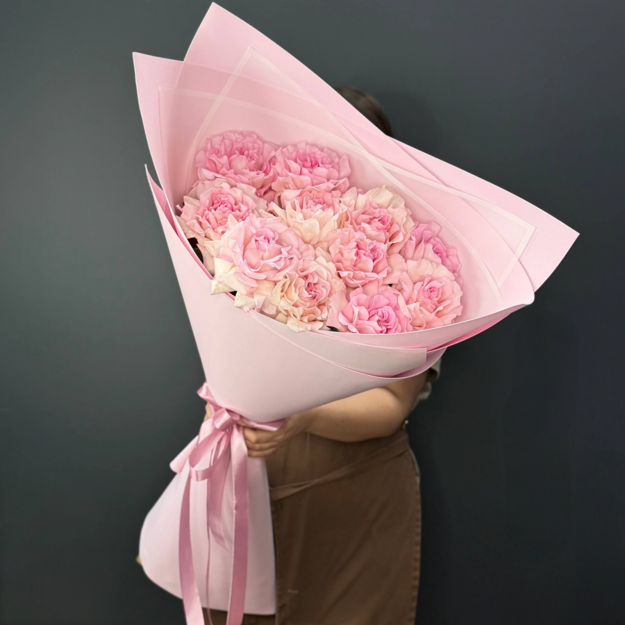 Букет-гигант из розовых французских роз