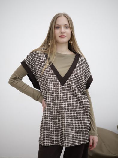 Жилет из итальянского твида