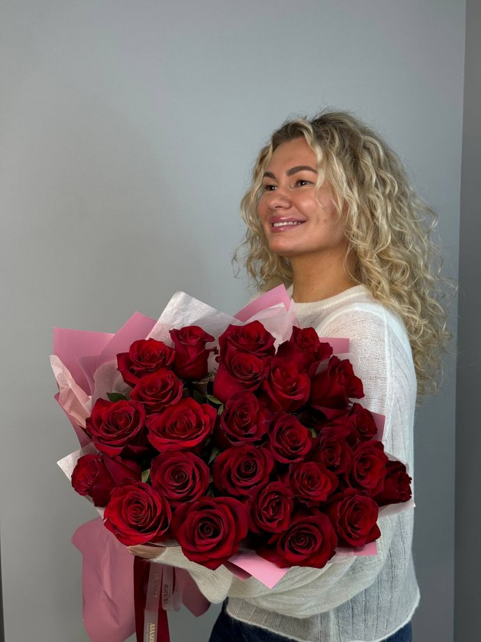 Букет из 25 Роз Эквадора