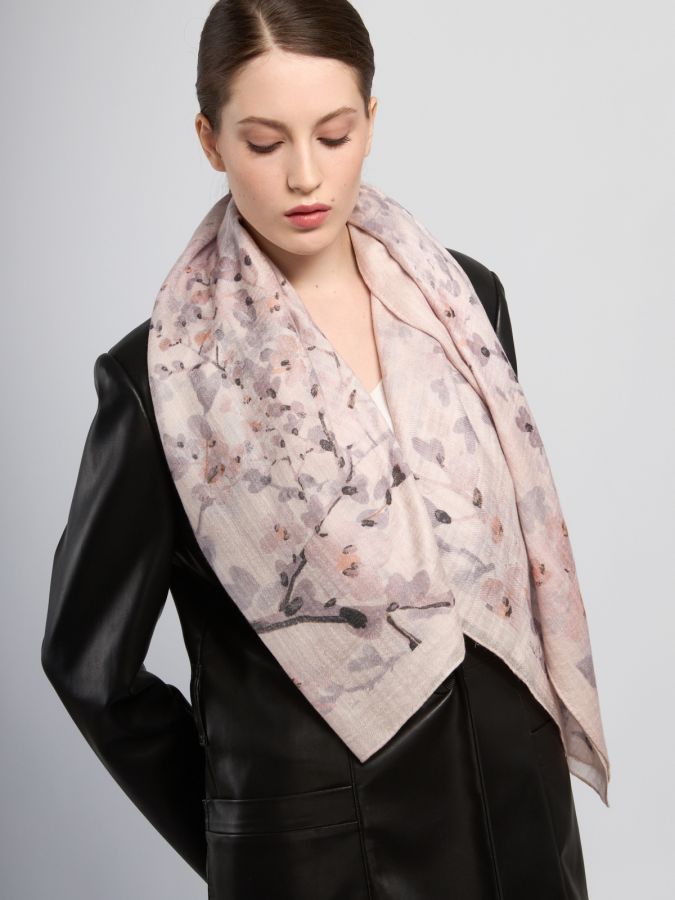 Платок женский шерсть+шелк 110х110 JG43-8418-03 ELEGANZZA