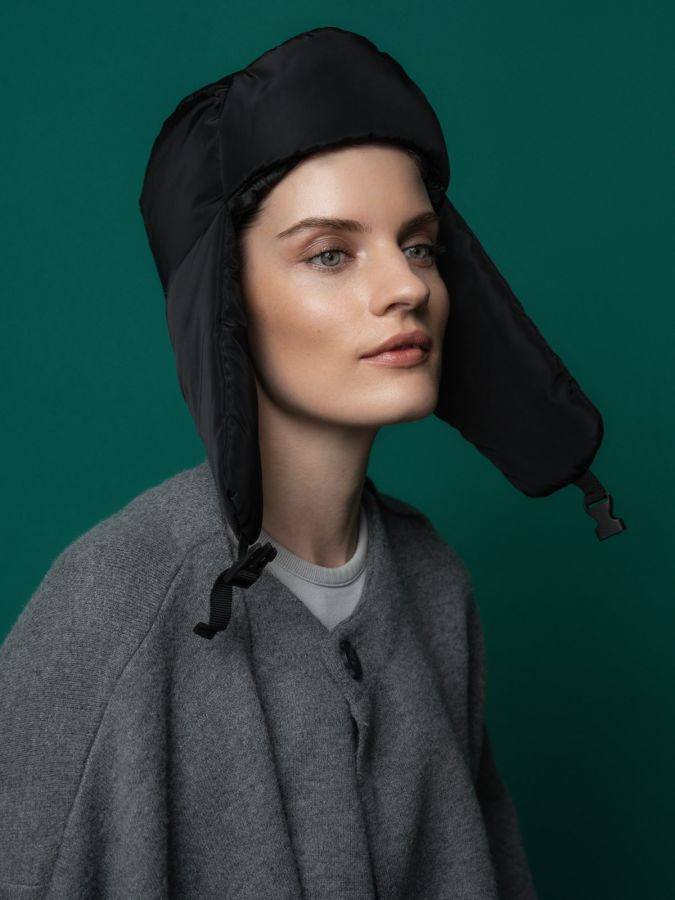 Шапка женская полиэстер LB-M99009 black LABBRA