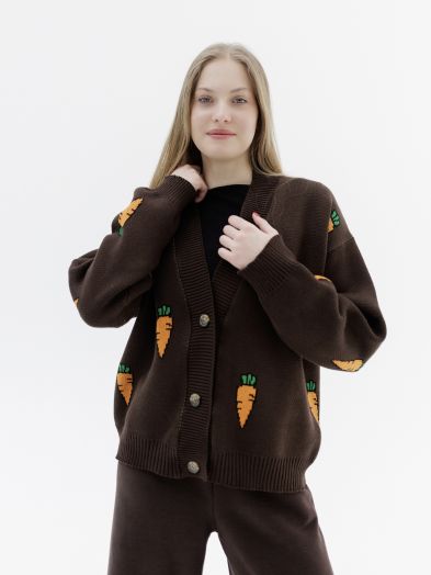 Кардиган с морковками шоколад