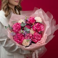 Нежный сборный букет №9