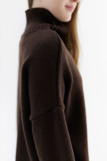 Свитер из мериноса шоколад