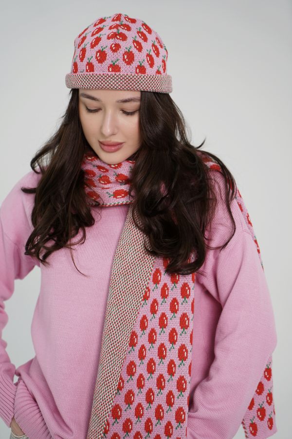 Шарф с вишенками