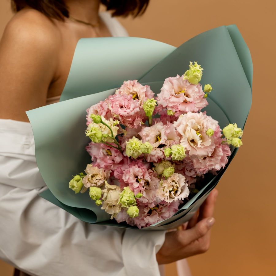 Эустома розовая от 5 шт