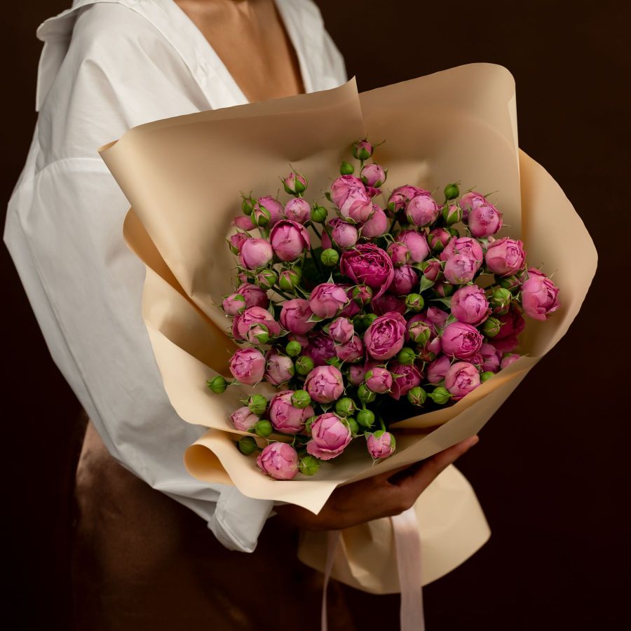 Кустовая роза от 5 шт фиолетовая