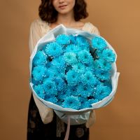 9 голубых хризантем