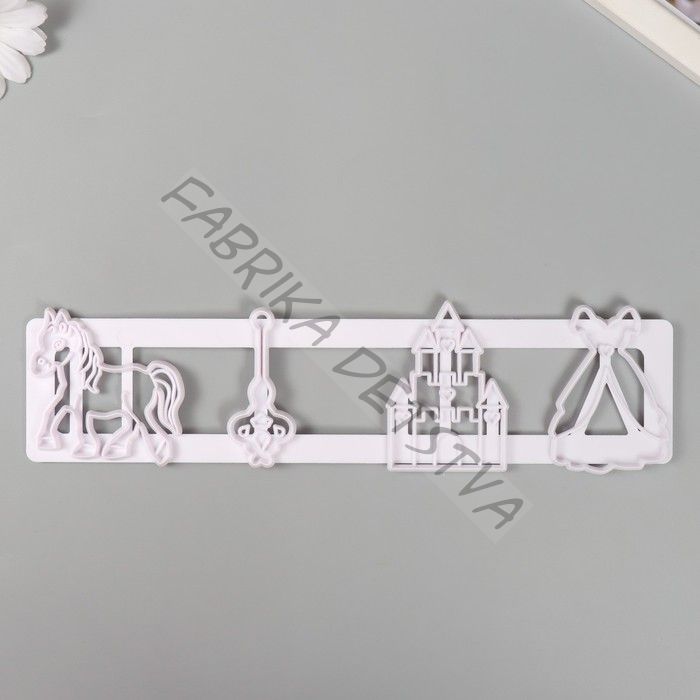 Каттер для полимерной глины «Замок принцессы», 5.5x24.8x0.7 см