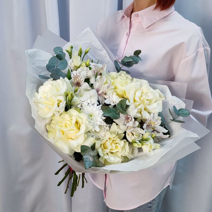 Букет в белых тонах