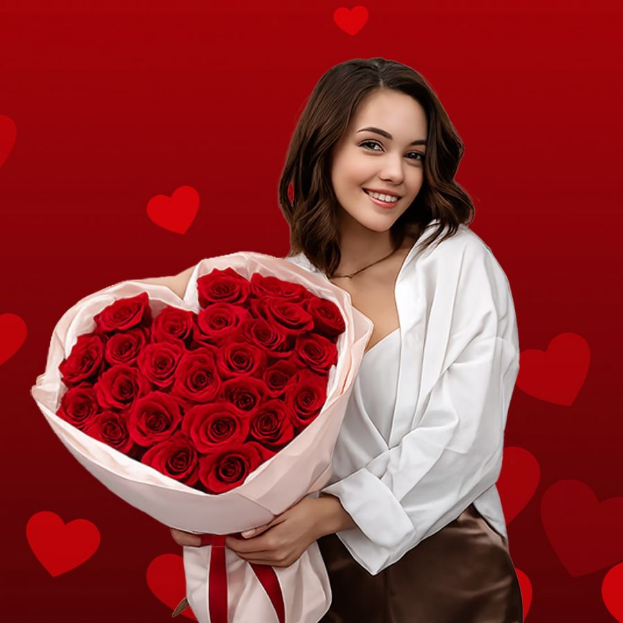 Букет в виде сердца из 25 роз, 60 см