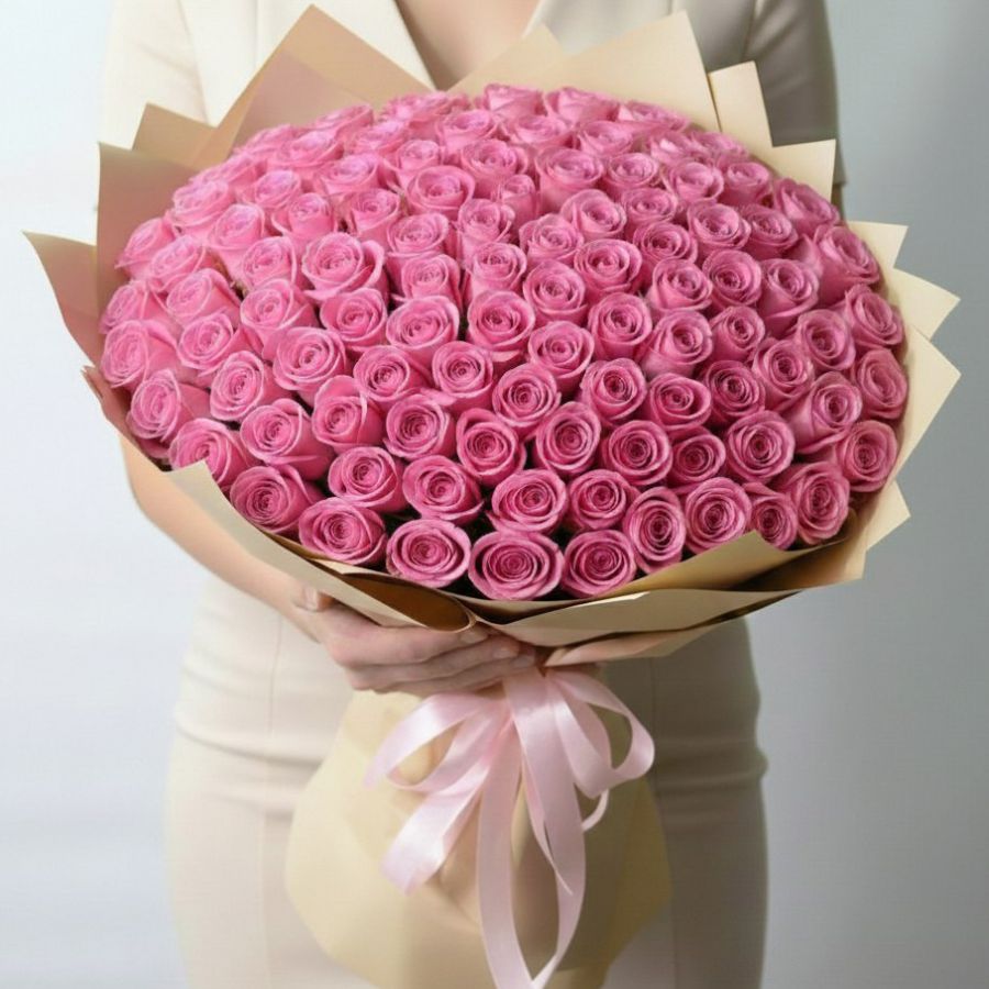 101 розовая роза в крафте (Высота букета: 50см)
