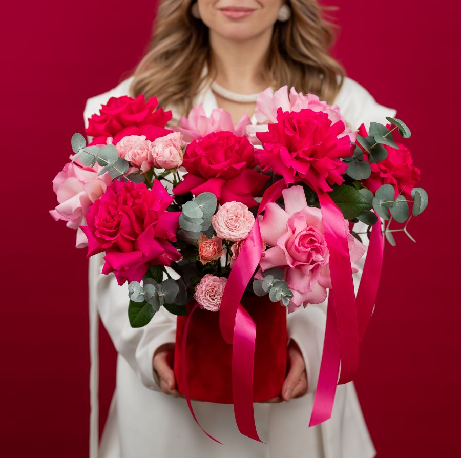 Цветы в коробке "Малиновое варенье"