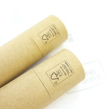 помады с логотипом в москве