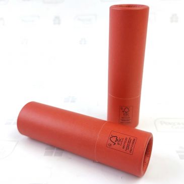 помады с логотипом