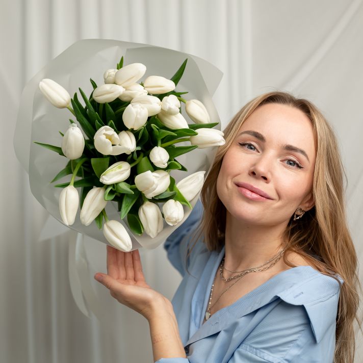 Тюльпаны Белые от 11 шт