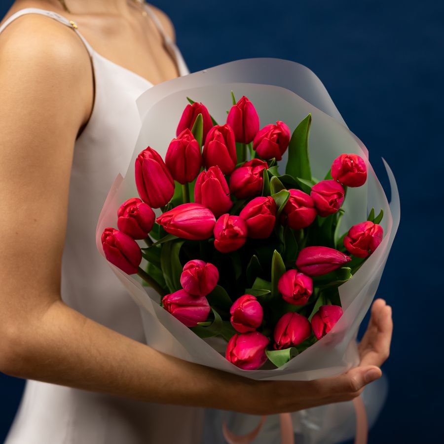 Тюльпаны розовые от 25шт.