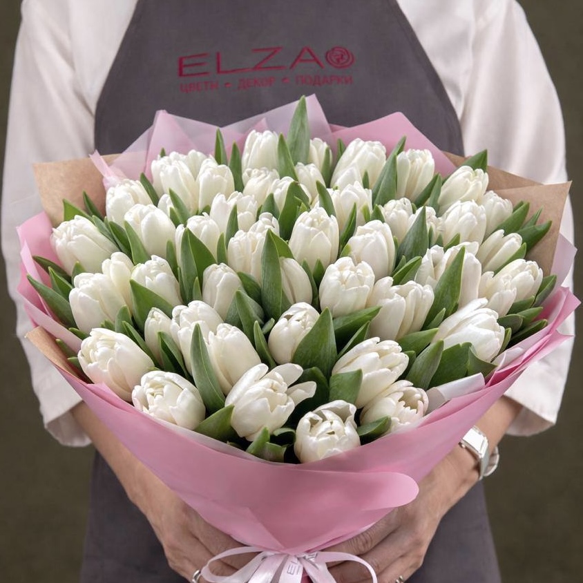 Тюльпаны белые в упаковке (от 11 шт)