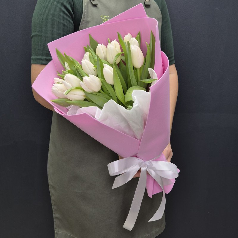 Белые тюльпаны