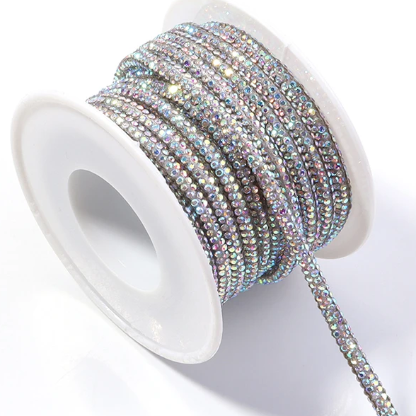 Шнур "Хрустальный" со стразами диаметром 4 мм Разные цвета  THS.CR.4