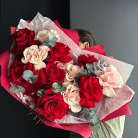 Букет "Амаранта"/французские розы/эвкалипт