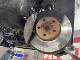 Замена Прокладок В Гидромодуле Тормозов на Автомобиле Варшавское шоссе 170Бс7