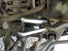 Замена Втулок Маятникового Рычага на Автомобиле Варшавское шоссе 170Бс7