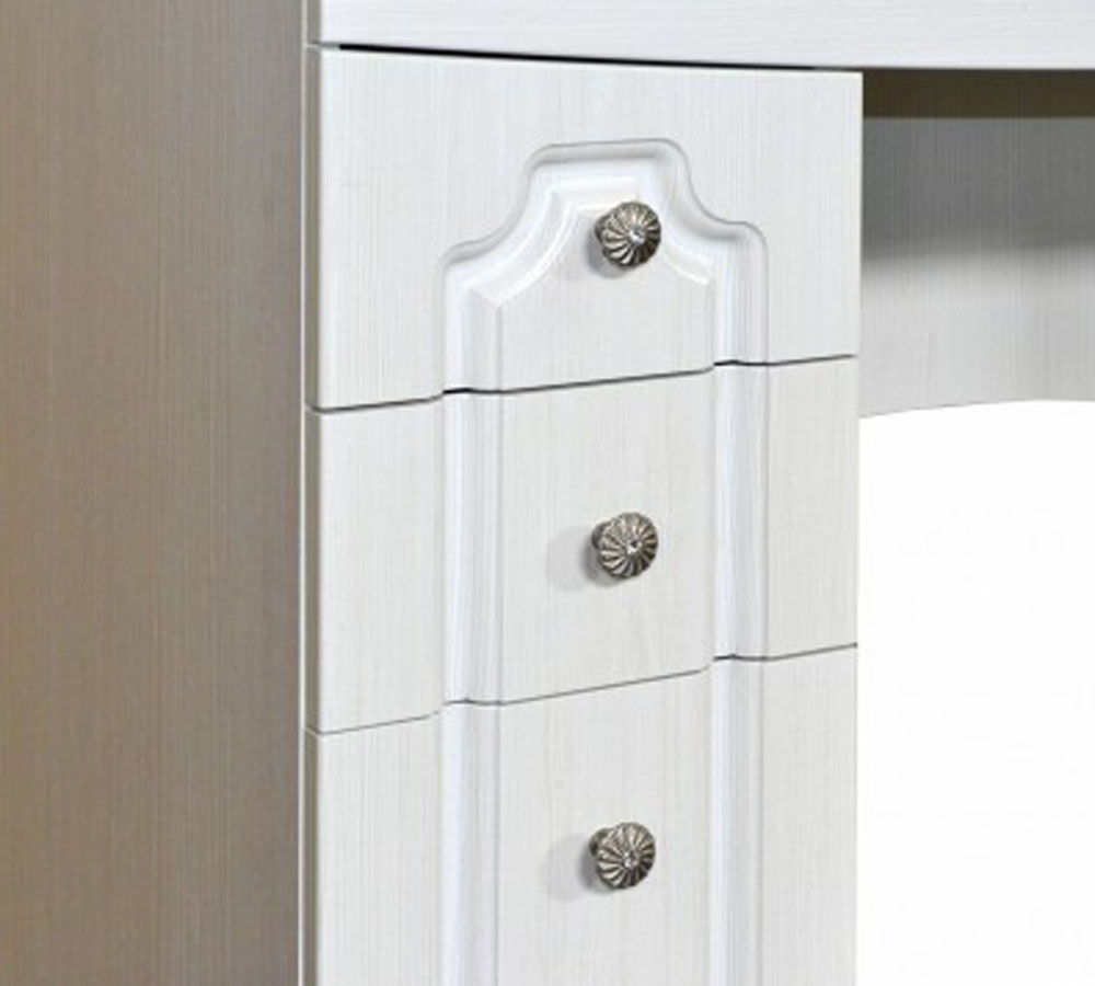 Мария-Луиза-10 Трюмо