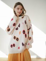 Свитер с очками