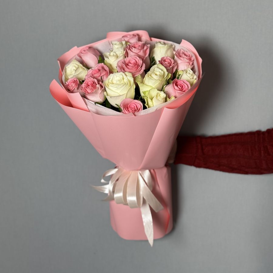 Букет из роз микс