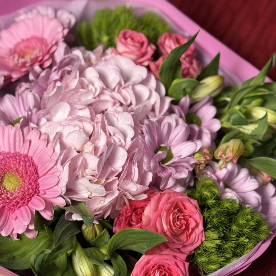 Букет розовый с герберой