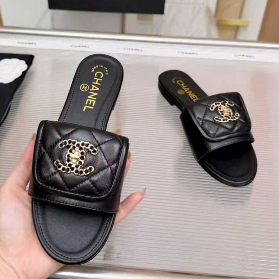Шлепанцы CHANEL Premium