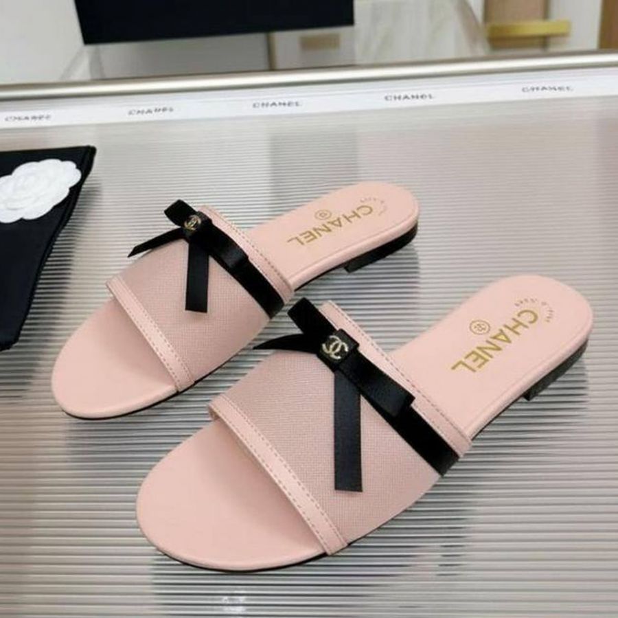 Шлепанцы CHANEL Premium