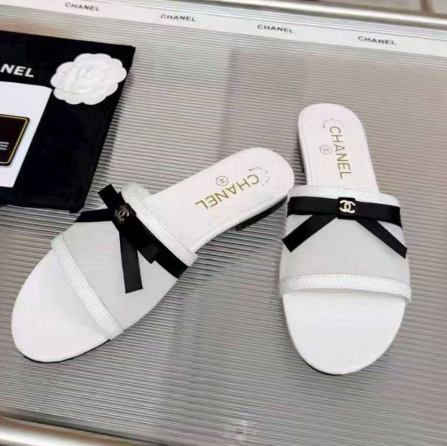 Шлепанцы CHANEL Premium
