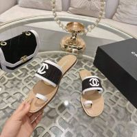 Шлепанцы CHANEL Premium