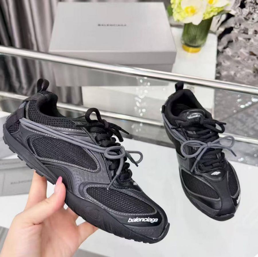Кроссовки BALENCIAGA RADAR GRADIENT Premium