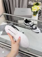 Кроссовки BALENCIAGA RADAR GRADIENT Premium Кроссовки BALENCIAGA RADAR GRADIENT Premium