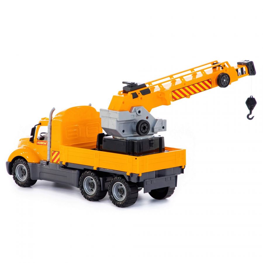 "Майк", автомобиль-кран с поворотной платформой (в сеточке)