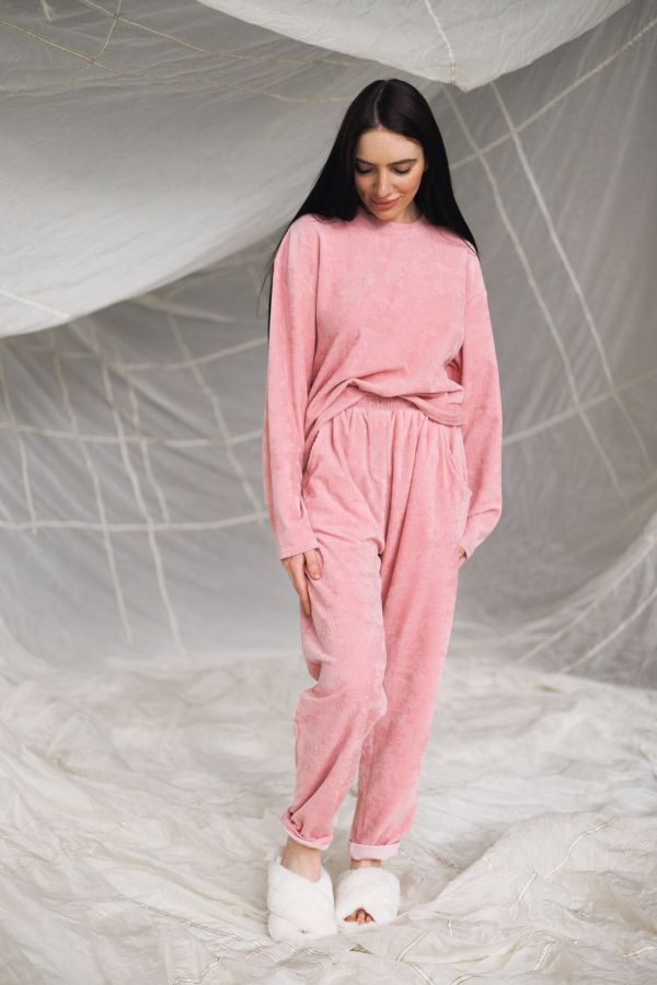 Брюки с защипами из вельвета розовые