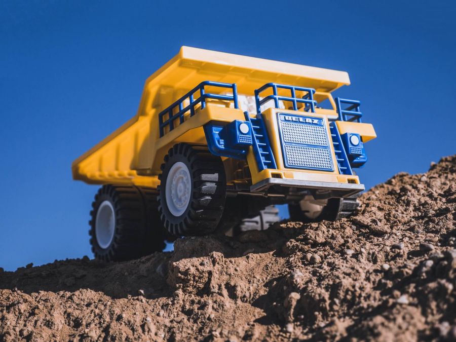 Карьерный самосвал БелАЗ-75131 (в коробке)