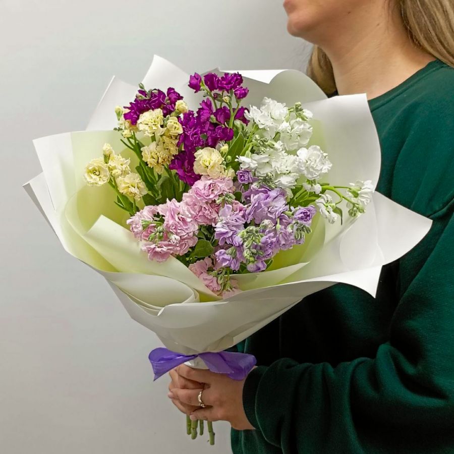 Ароматный букет маттиолы (от 5 шт)