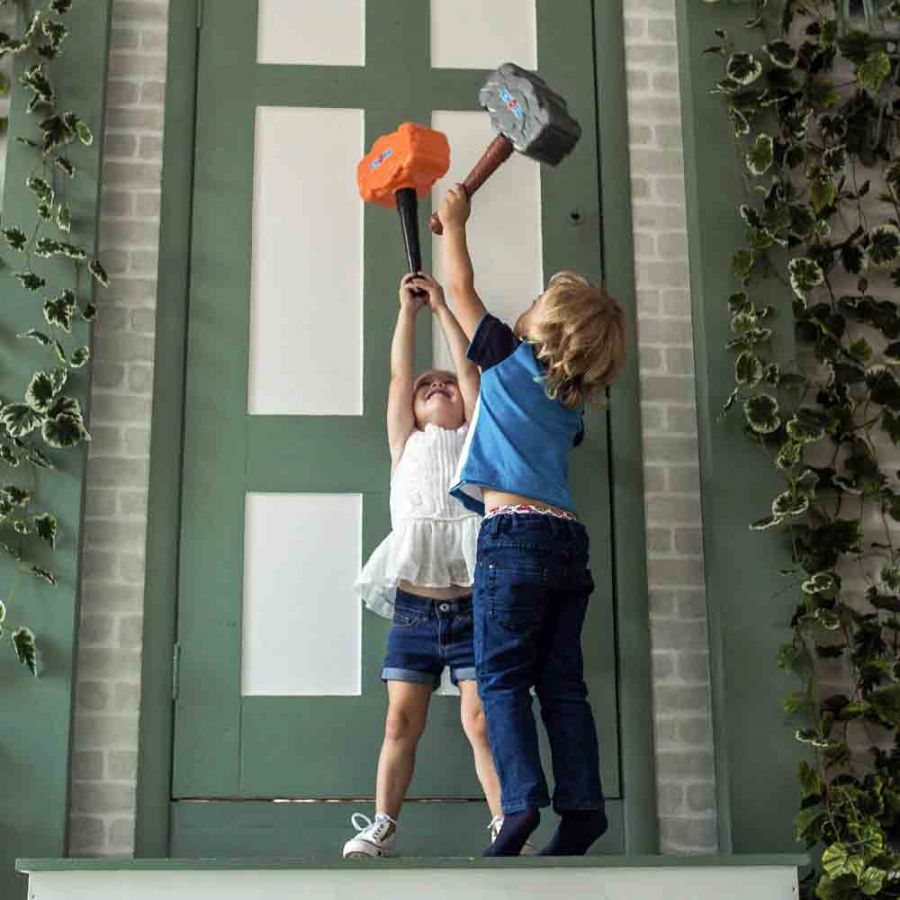 Молот каменного века КНОПА