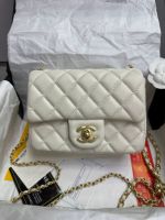 Сумка CHANEL золото