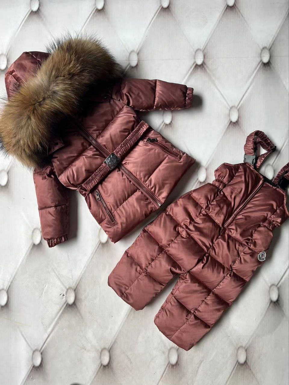 MONCLER ДЕТСКИЙ КОСТЮМ 0TYH