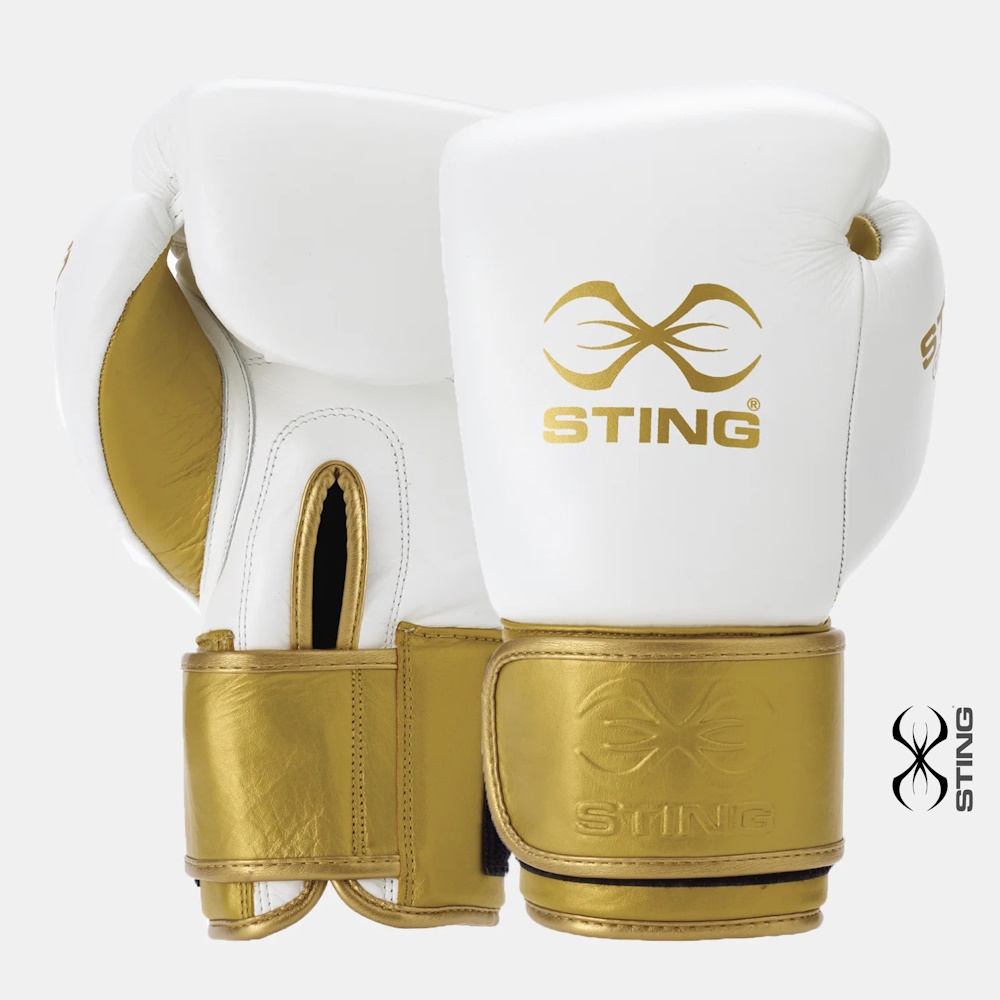 Боксерские перчатки Sting Evolution White-Gold