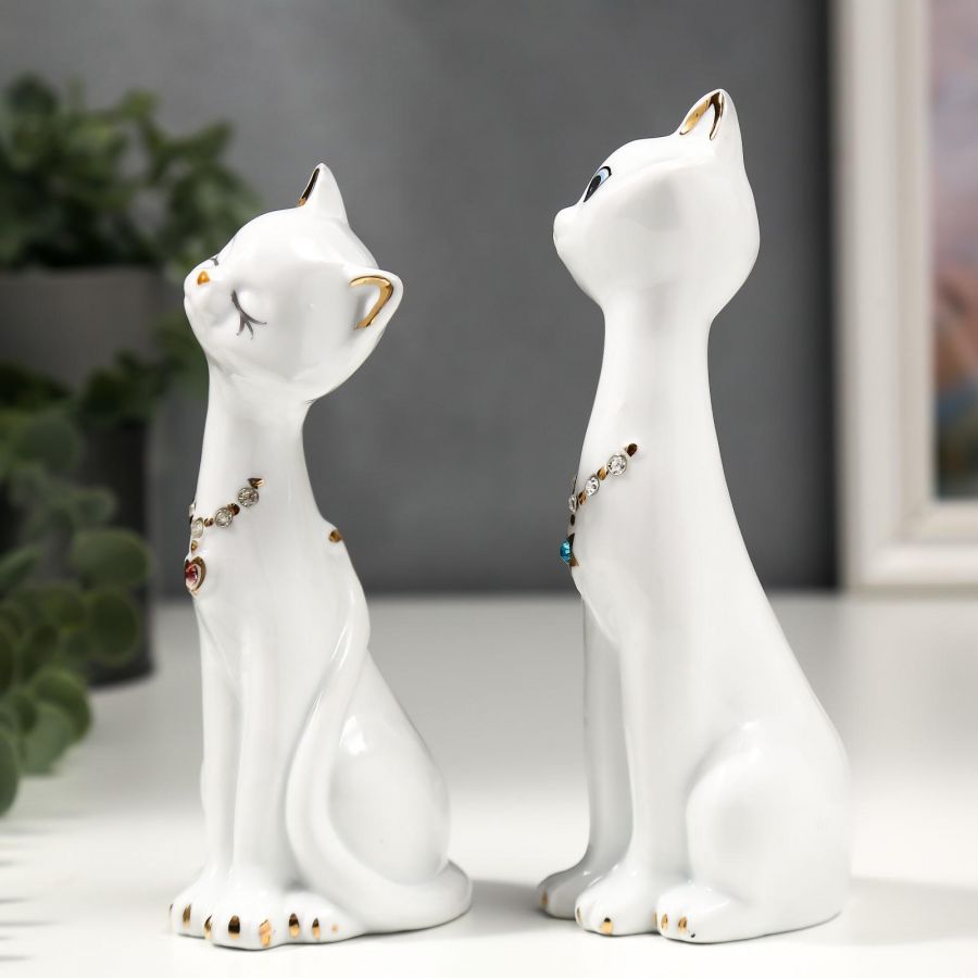Сувенир "Кошечки белые с цепочкой" (набор 2 шт)