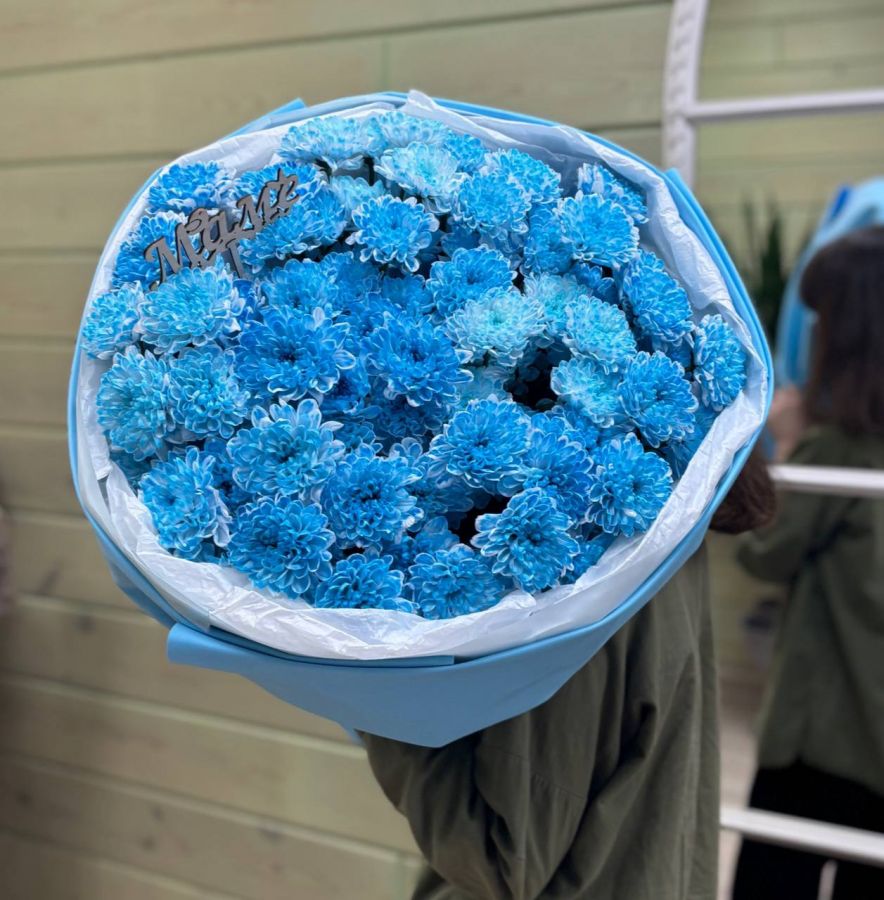 Букет в День матери из 15 голубых "Алтай "