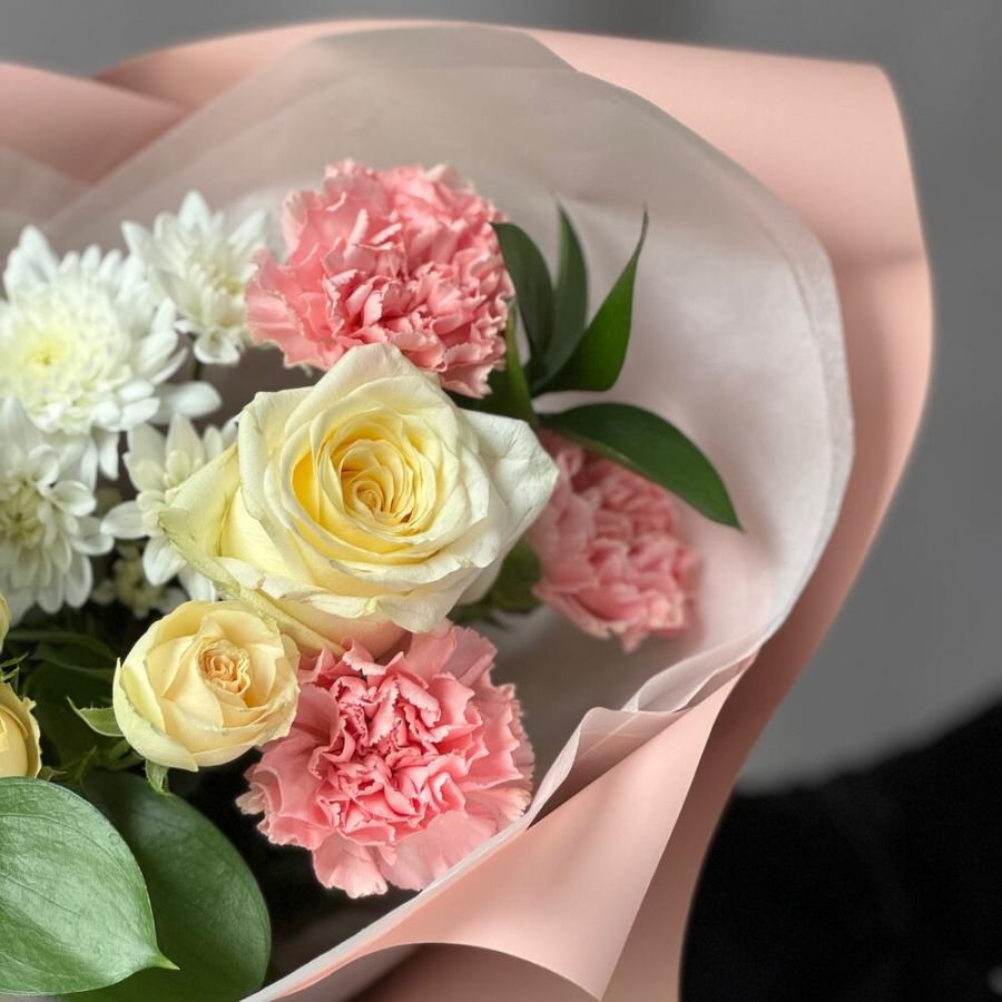 Авторский букет с ароматными розами